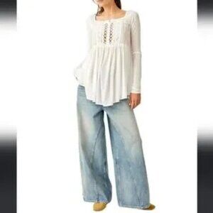 FREE PEOPLE Pretty Please Tunic Top in Ivory